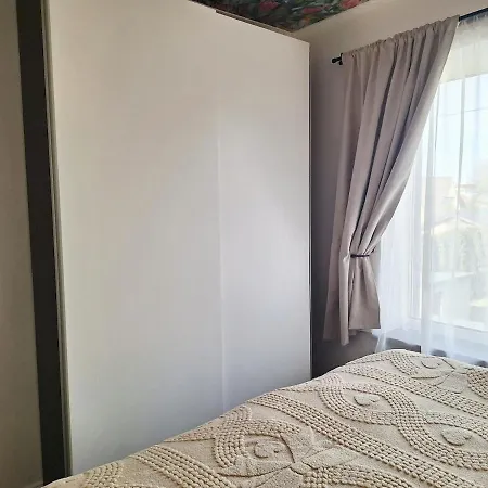 Anneli Apartment *